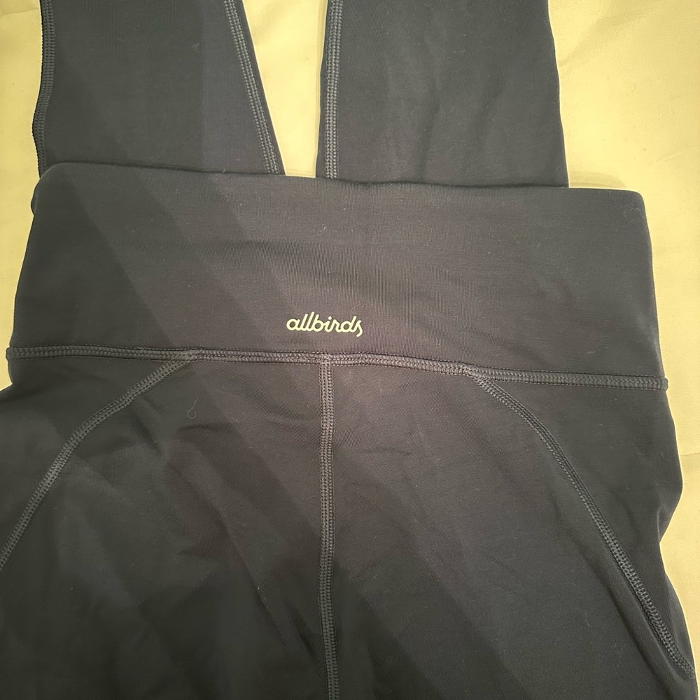 Brand new with tags allbirds leggings